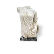 Scultura torso femminile in marmo
